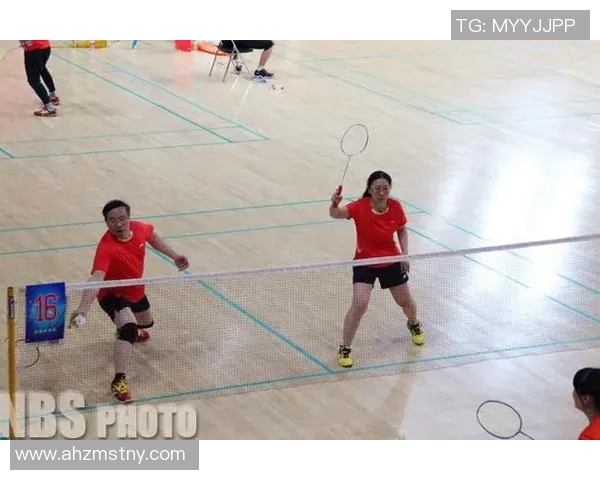 上海羽毛球队在联赛中的灵活性展现与战术调整分析